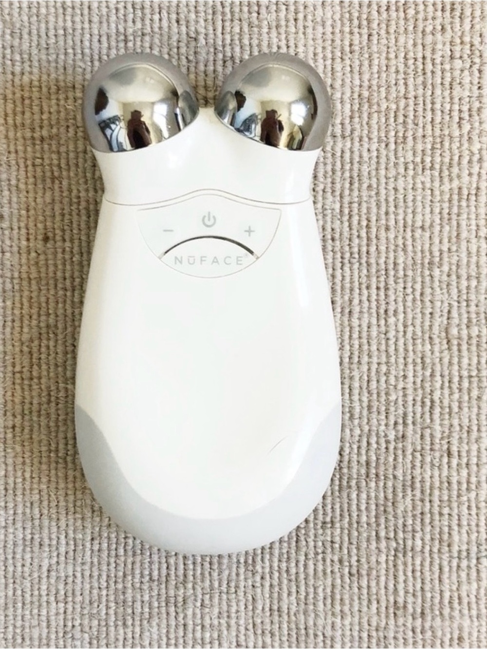 NuFace White and Silver Dual-Sphere Facial Toning Device - Picture 1 of 7
